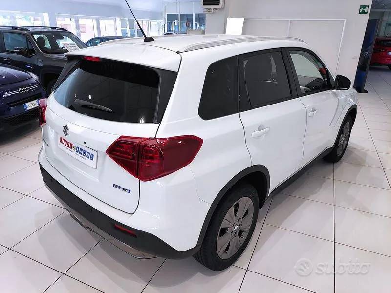 Suzuki Vitara 2026 photo 3