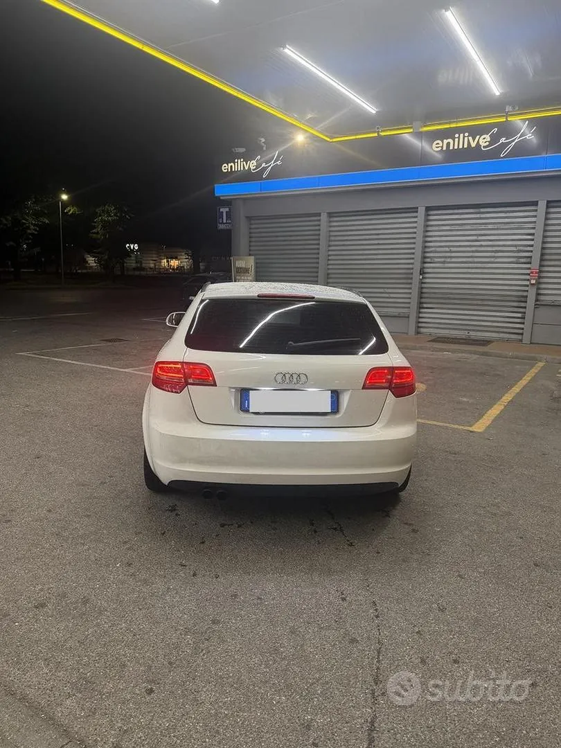 Audi A3 2009 photo 2