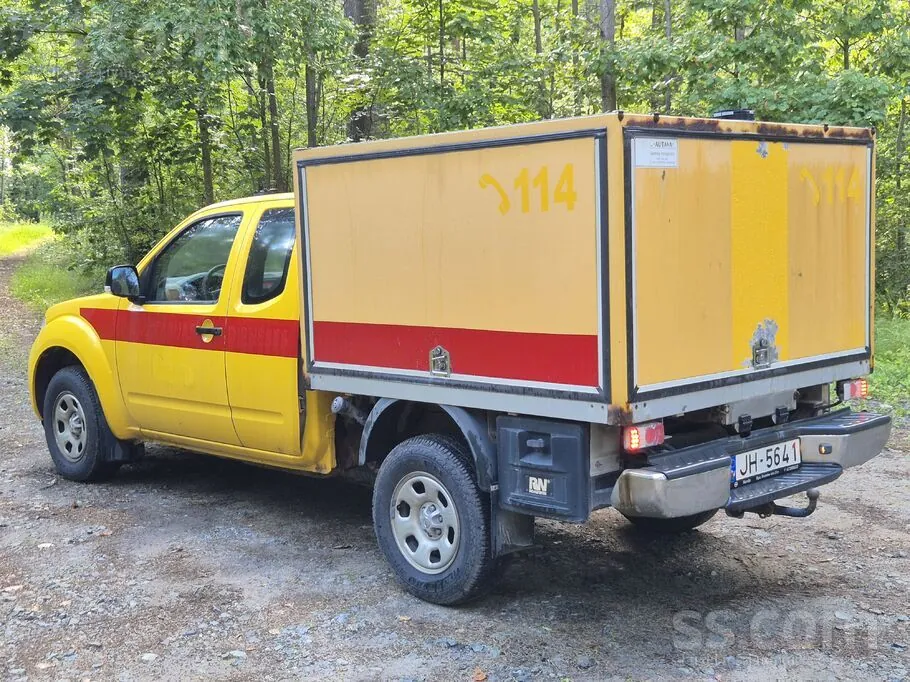 Nissan Navara 2013 photo 4