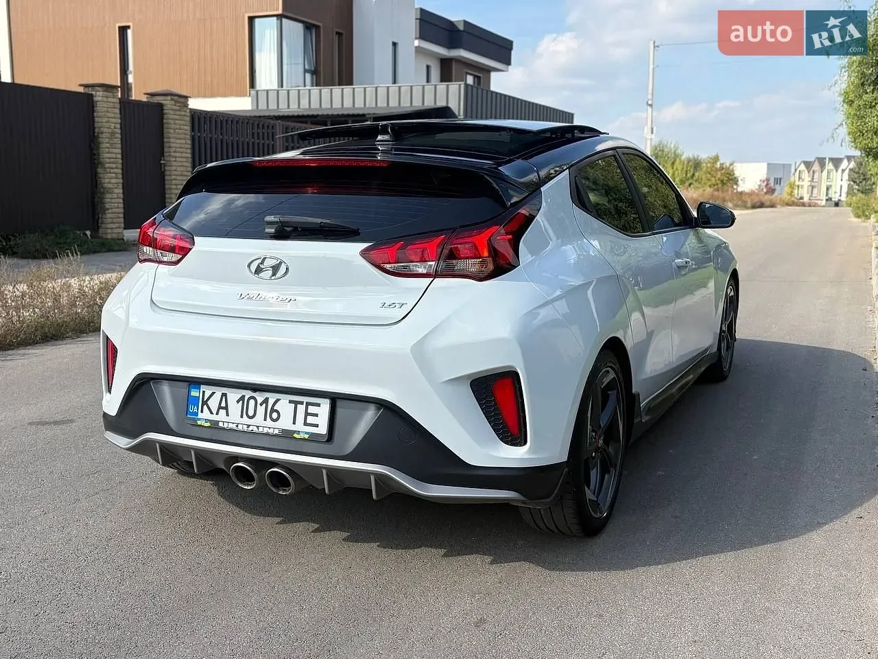 Hyundai Veloster 2018 photo 3
