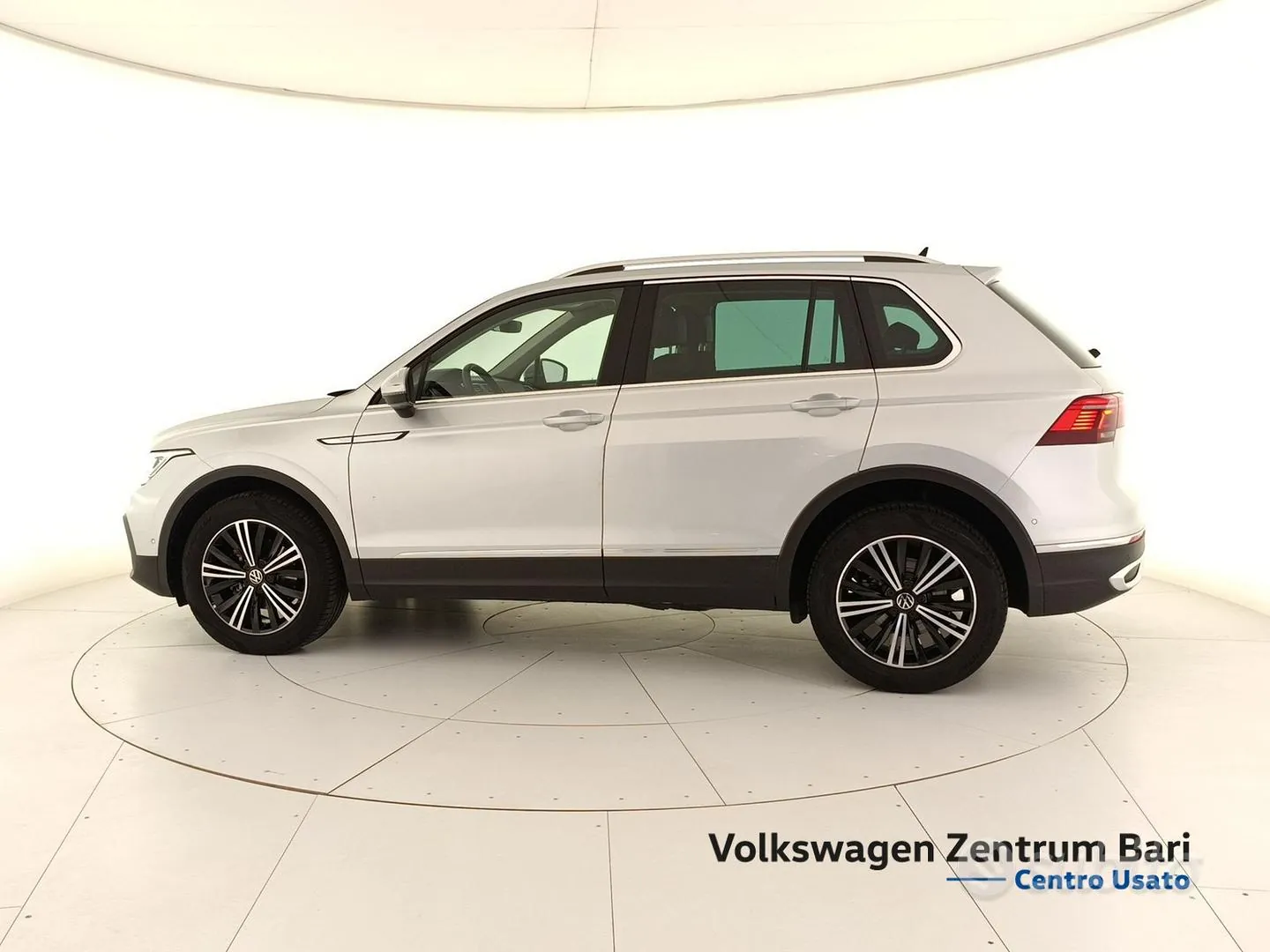 Volkswagen Tiguan 2022 photo 4