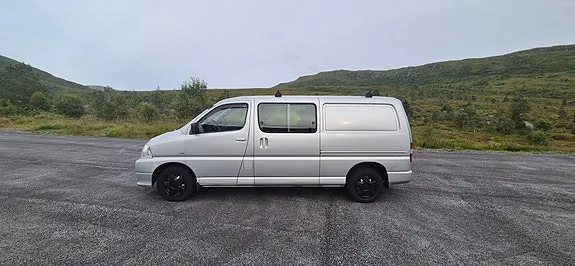 Toyota Hiace 2006 photo 5