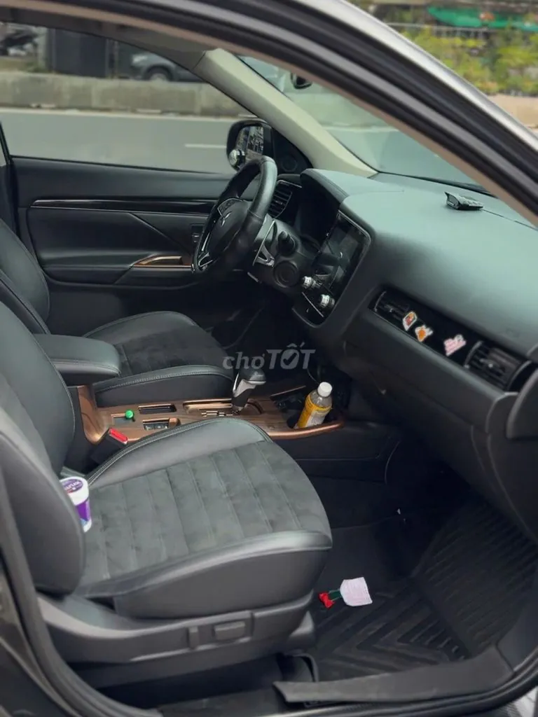 Mitsubishi Outlander 2024 photo 5