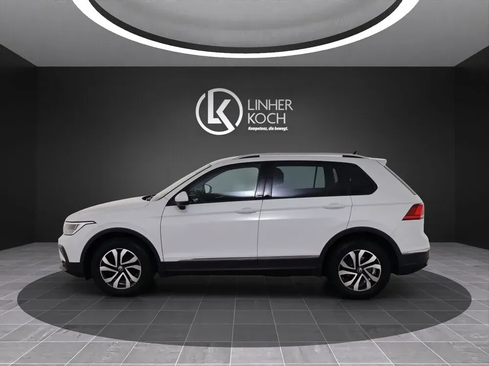 Volkswagen Tiguan 2022 photo 2