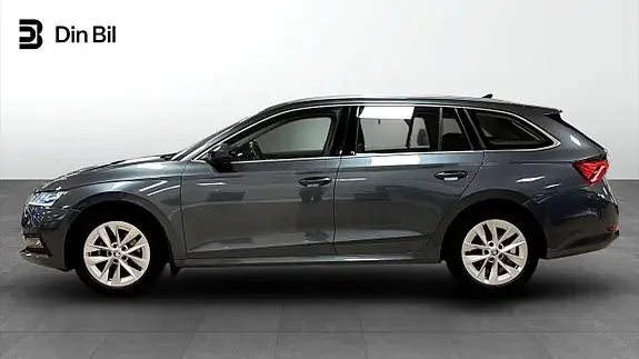 Skoda Octavia 2021 photo 2