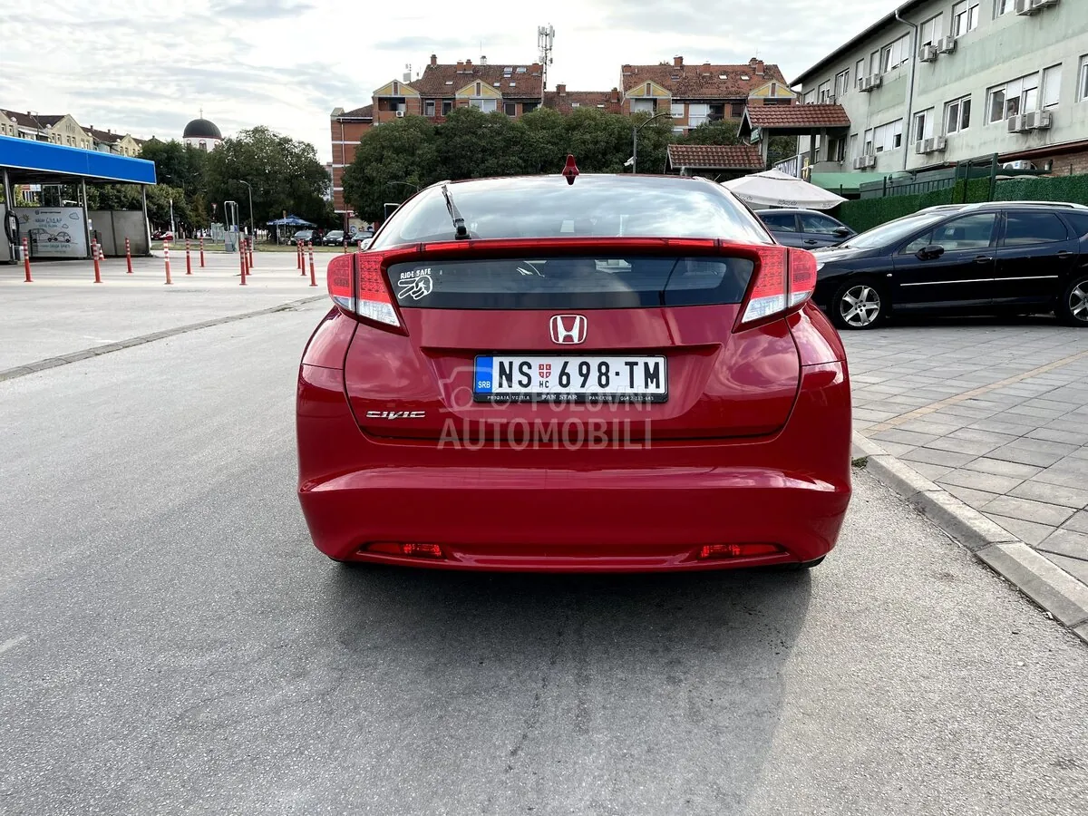 Honda Civic 2012 photo 4