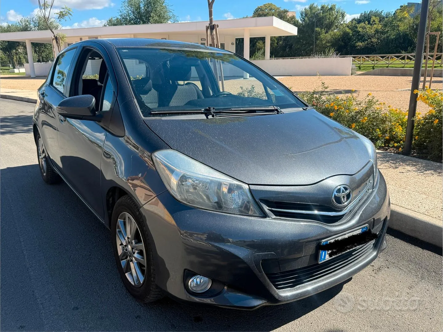 Toyota Yaris 2014 photo 3