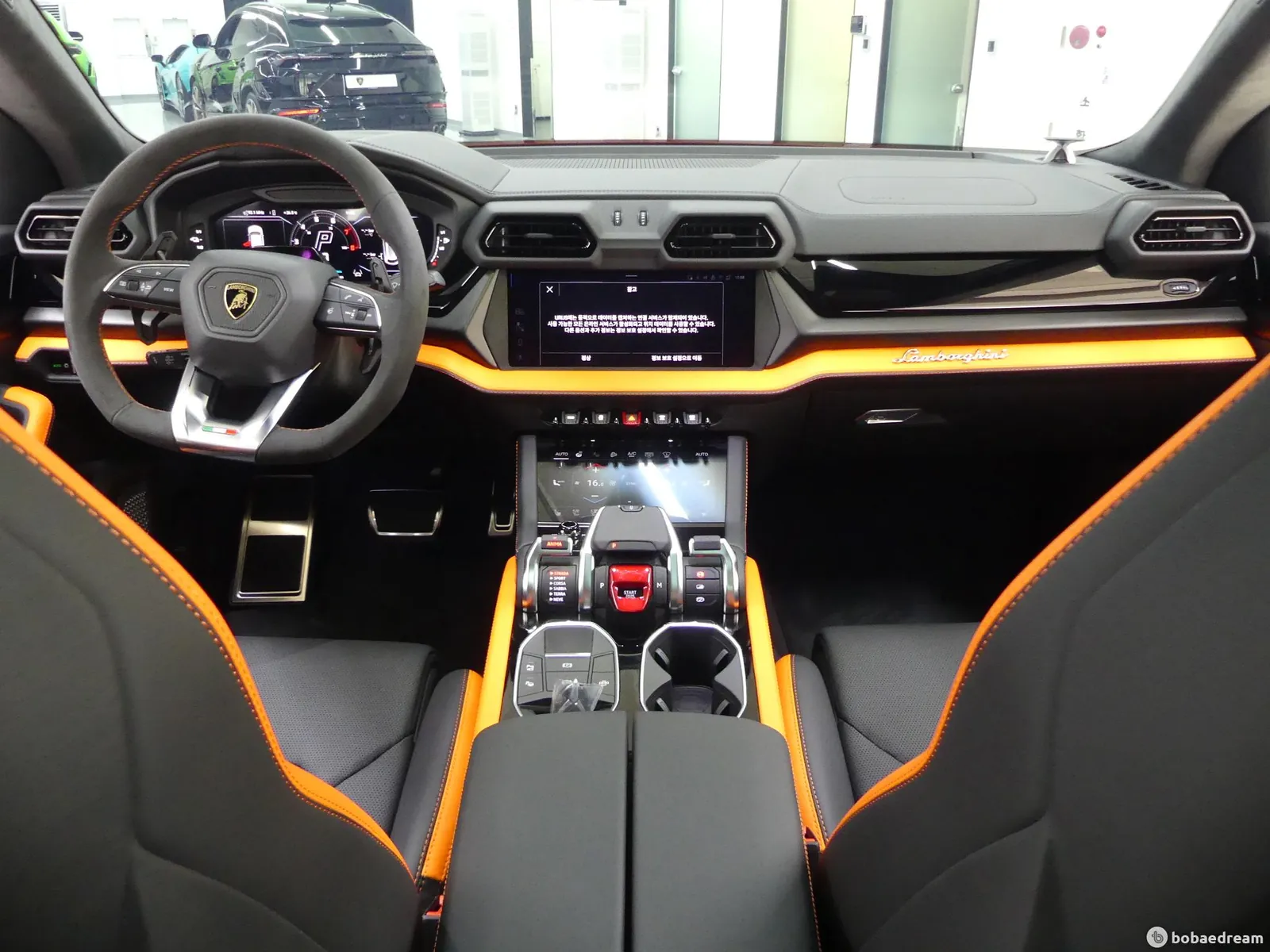 Lamborghini Urus 2026 photo 4