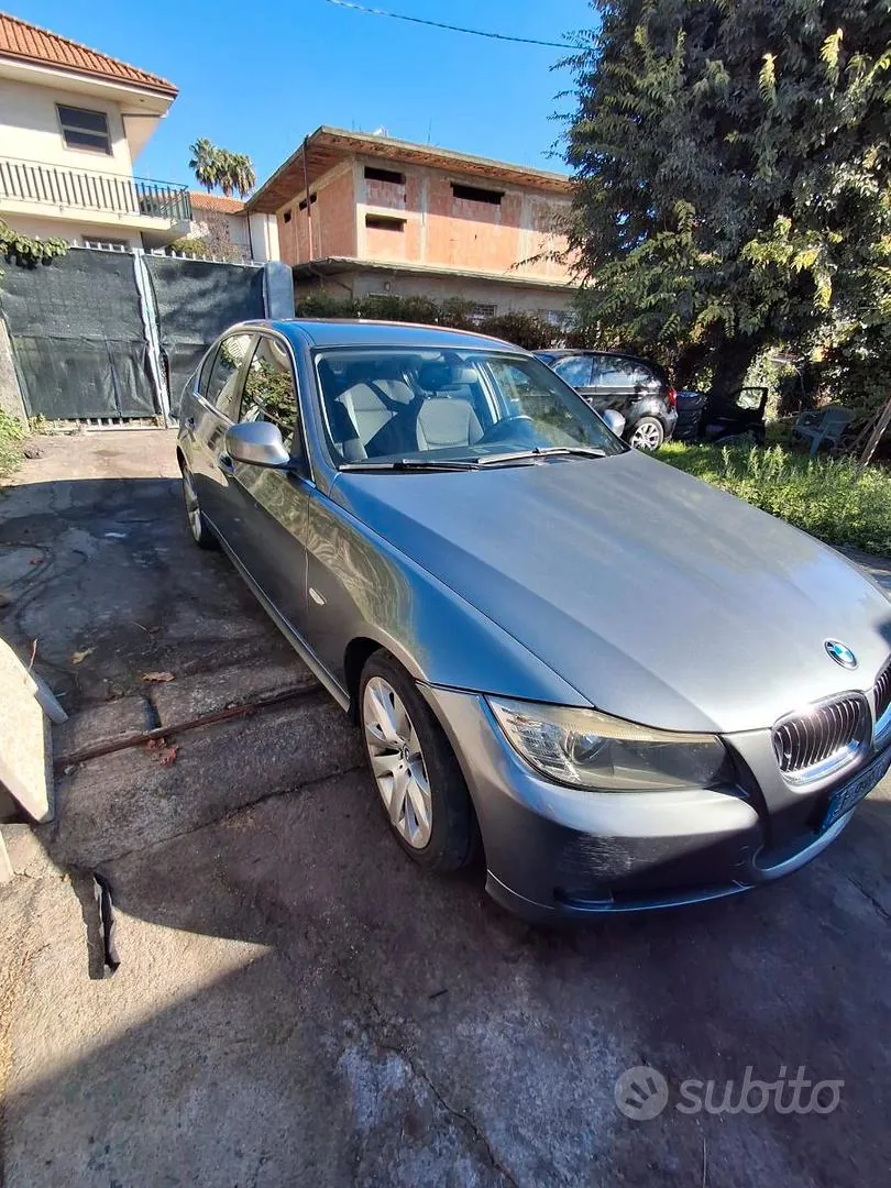 BMW 318D 2010 photo 5