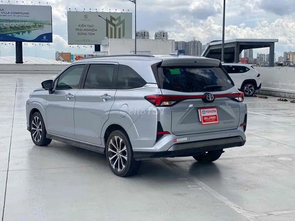 Toyota Veloz Cross 2026 photo 4