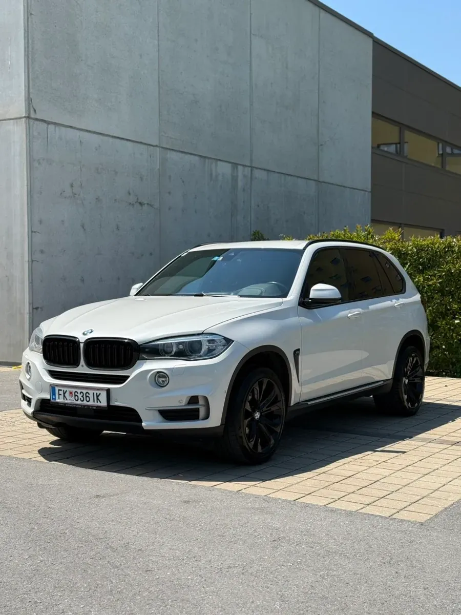 BMW X5 2014 photo 2