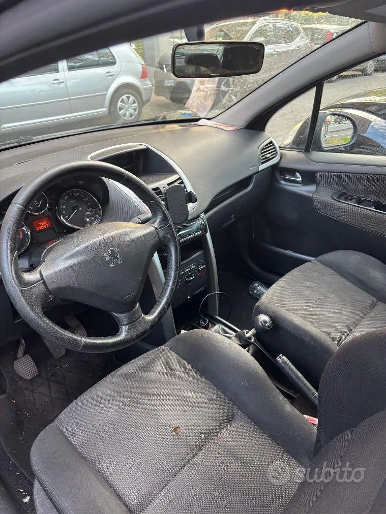 Peugeot 207 2007 photo 4