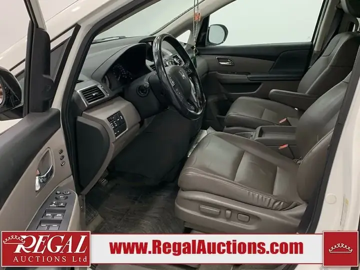 Honda Odyssey 2014 photo 5