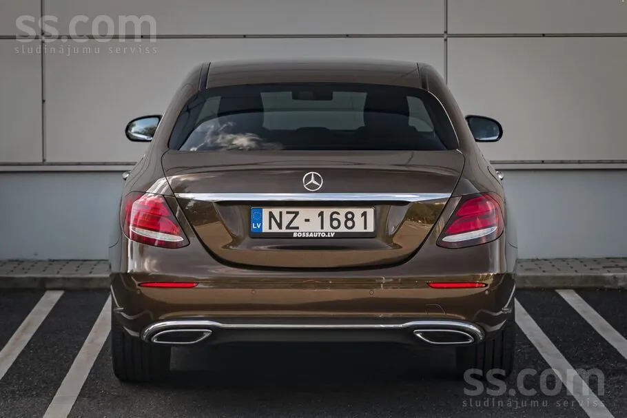 Mercedes-Benz E220 2016 photo 5