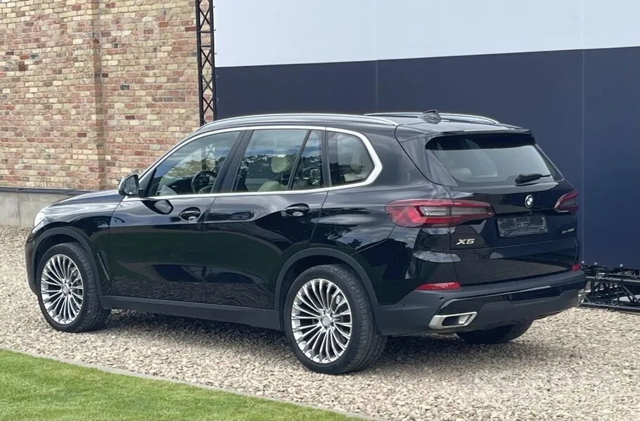 BMW X5 2021 photo 3