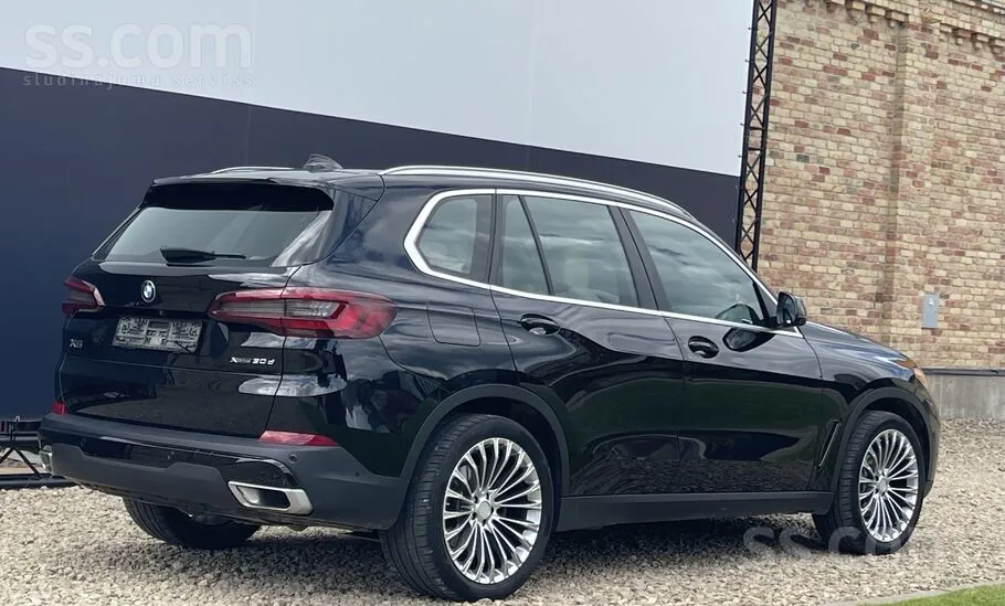 BMW X5 2021 photo 4