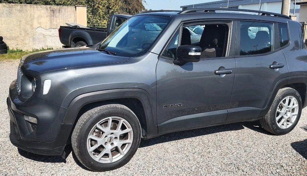 Jeep Renegade 2023 photo 4