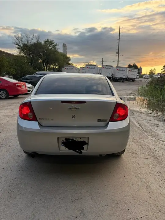 Chevrolet Cobalt 2010 photo 2