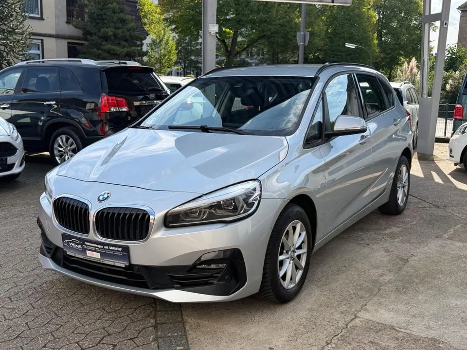 BMW 216