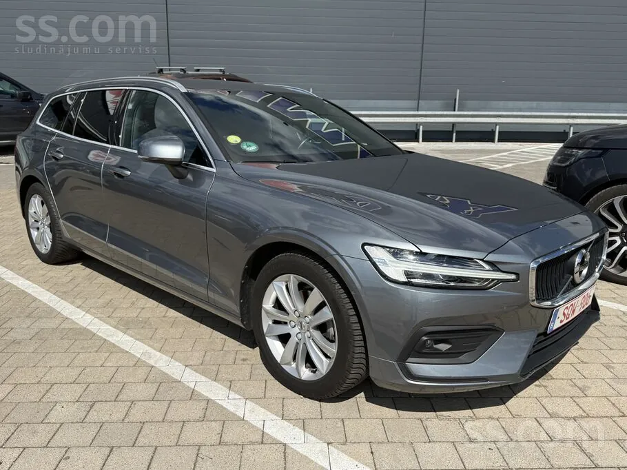 Volvo V60 2019 photo 2