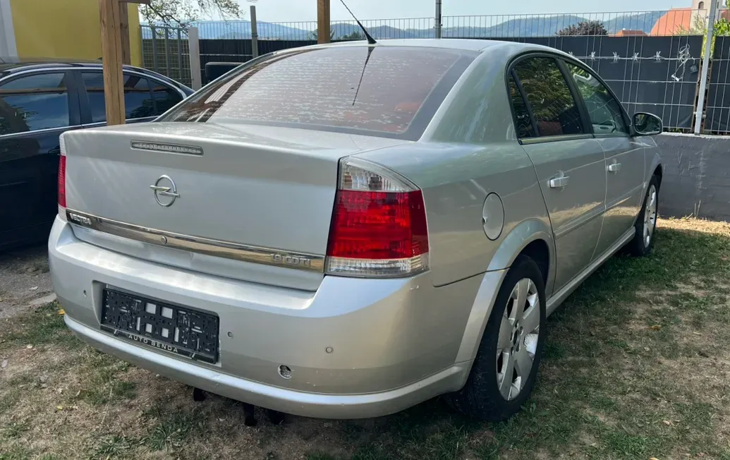 Opel Vectra 2008 photo 2