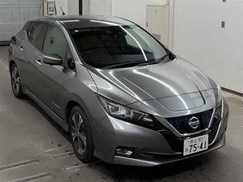 Nissan Leaf 2018 photo 2
