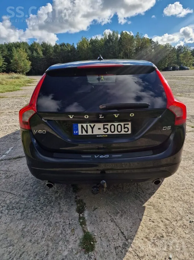 Volvo V60 2011 photo 3
