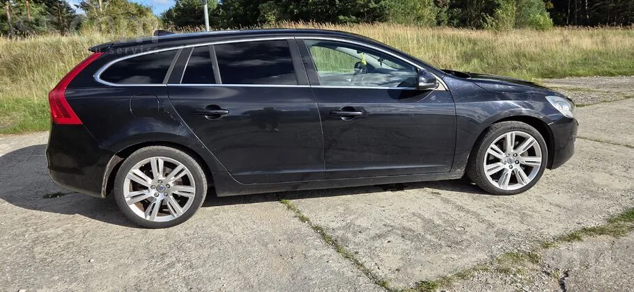 Volvo V60 2011 photo 5