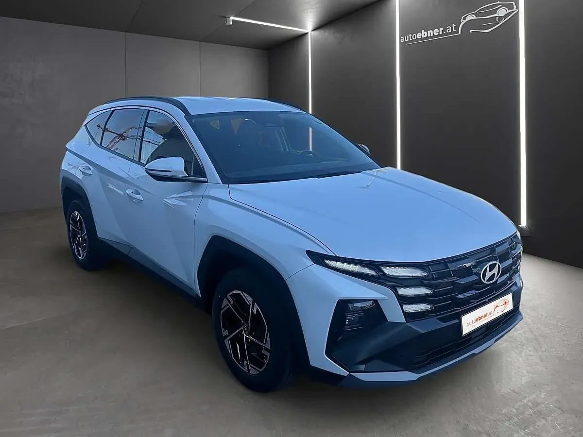 Hyundai Tucson photo 3
