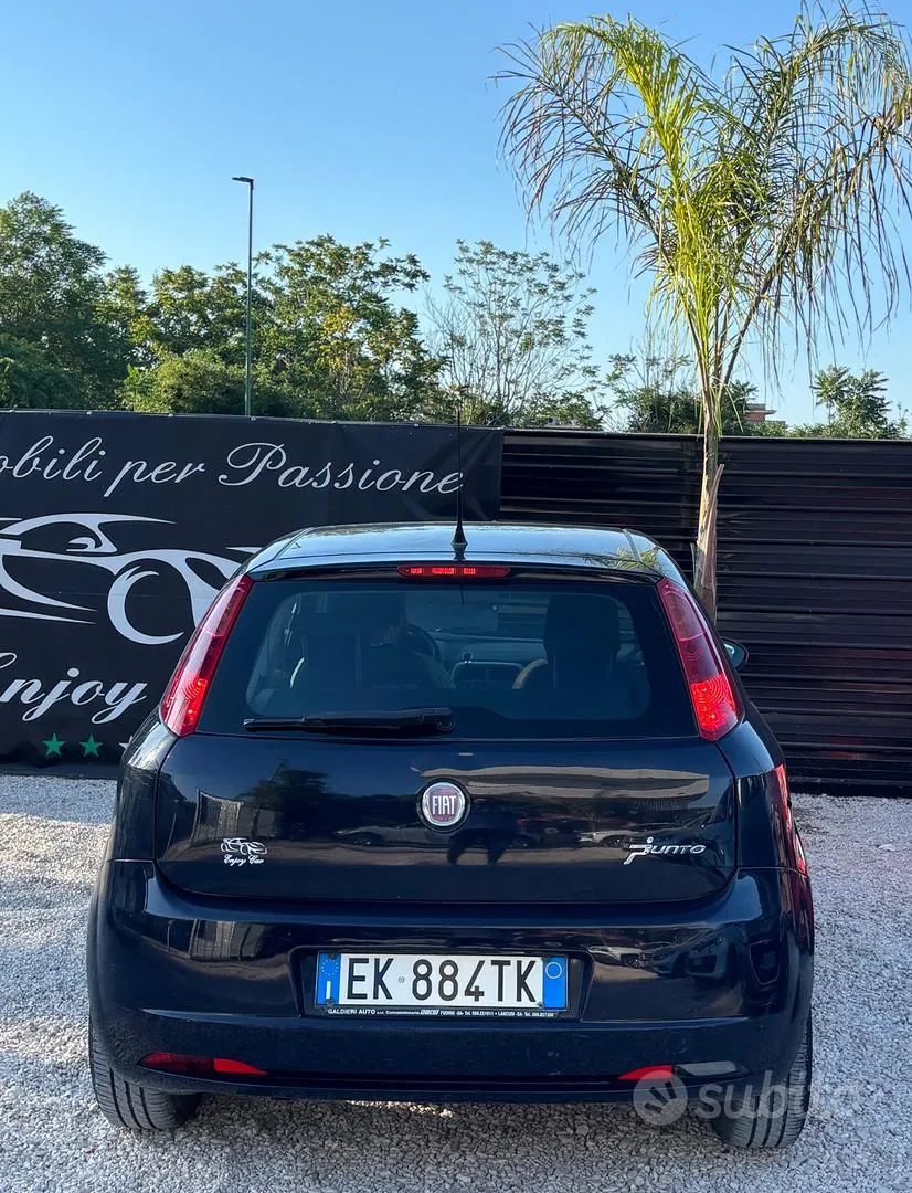Fiat Punto Evo 2011 photo 4