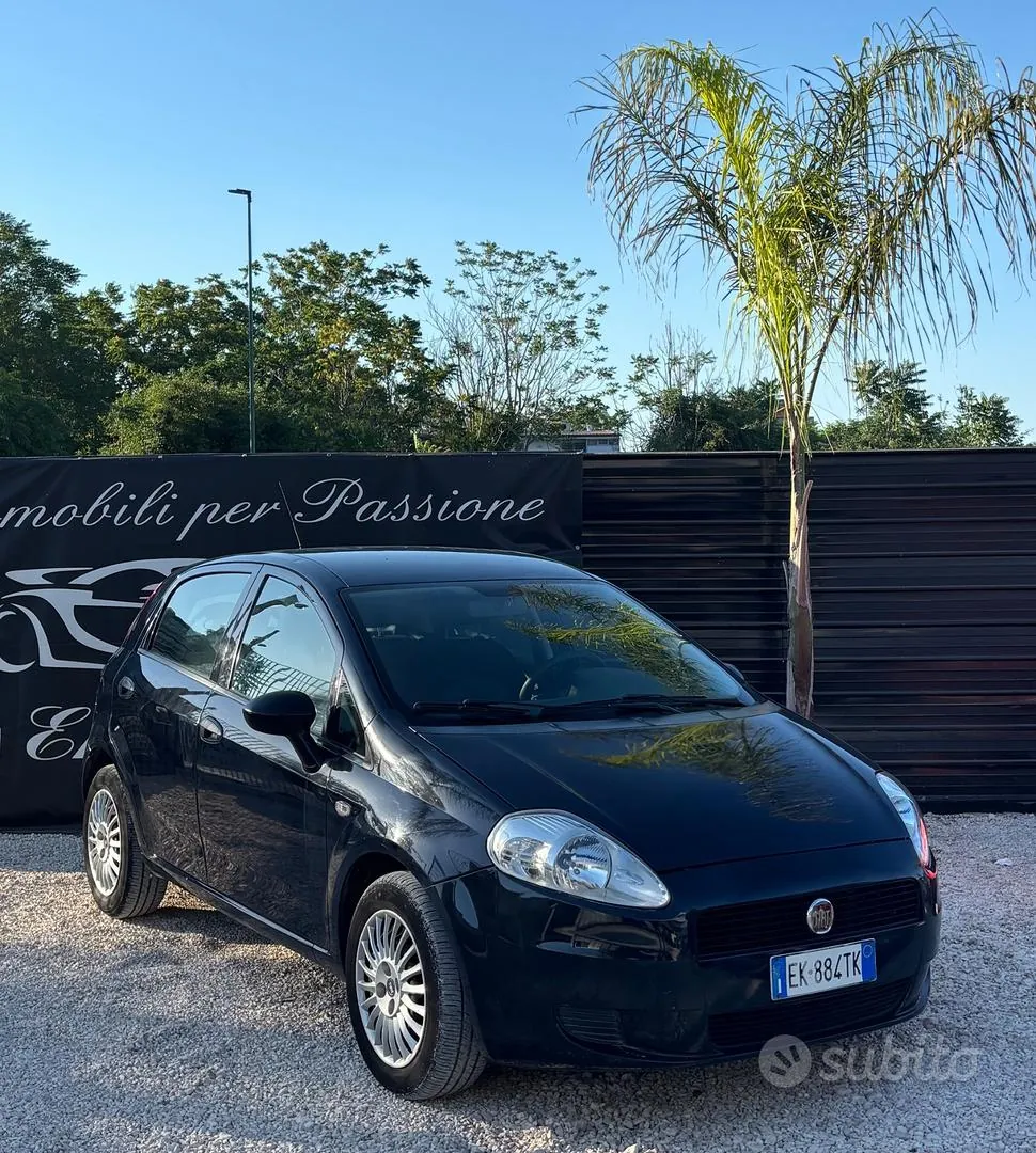 Fiat Punto Evo 2011 photo 3