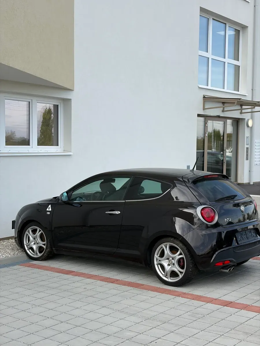 Alfa Romeo Mito 2011 photo 2