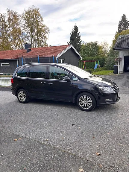 Volkswagen Sharan 2012 photo 3