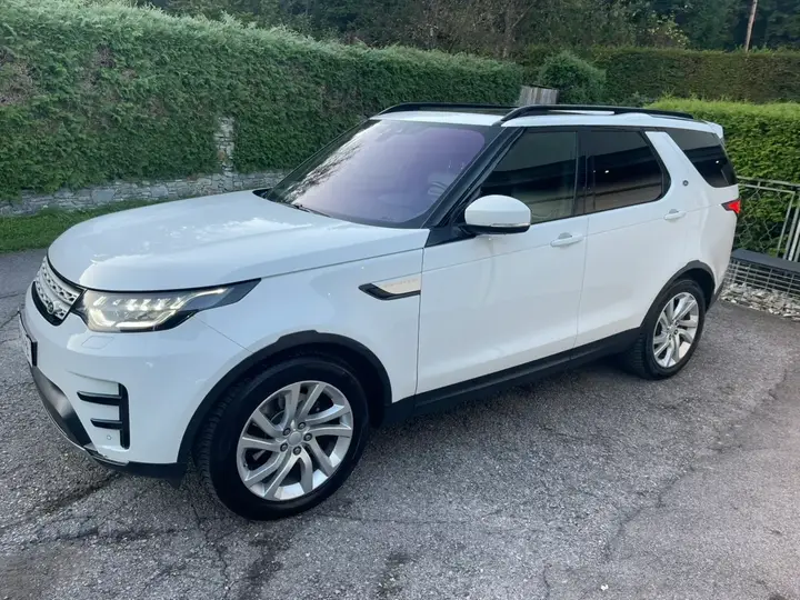 Land Rover Discovery 2017 photo 3