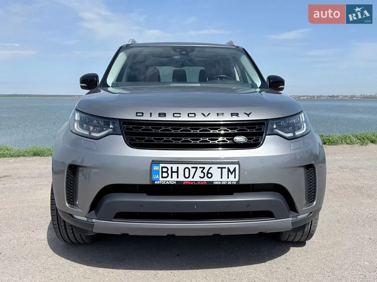 Land Rover Discovery 2017 photo 3
