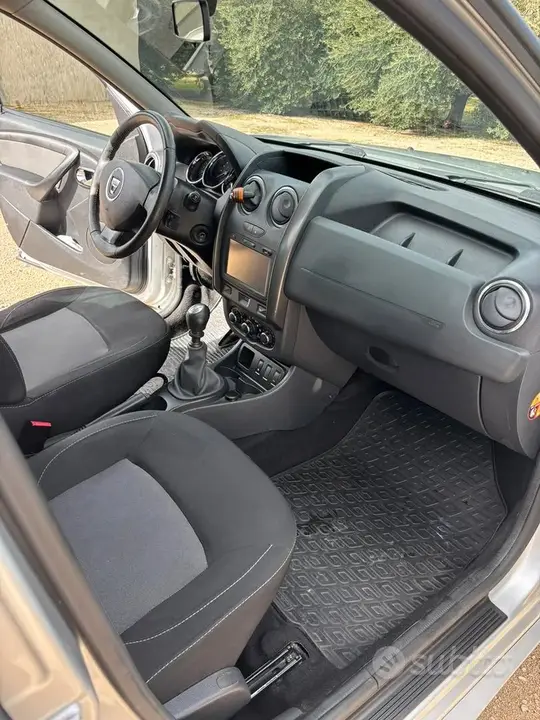 Dacia Duster 2016 photo 4