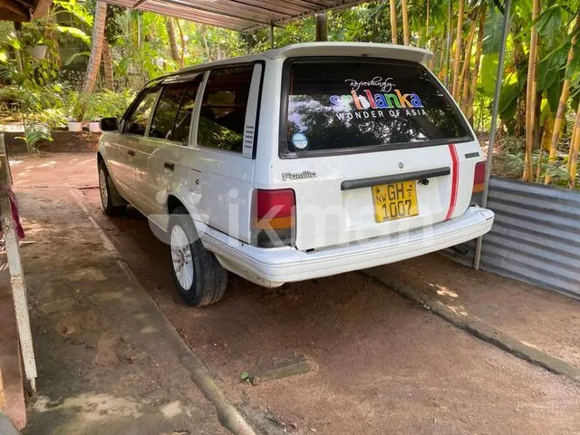 Mazda Familia 2001 photo 5