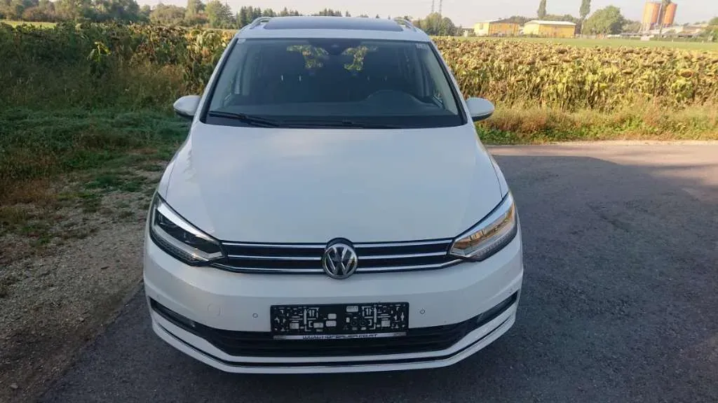 Volkswagen Touran 2015 photo 3