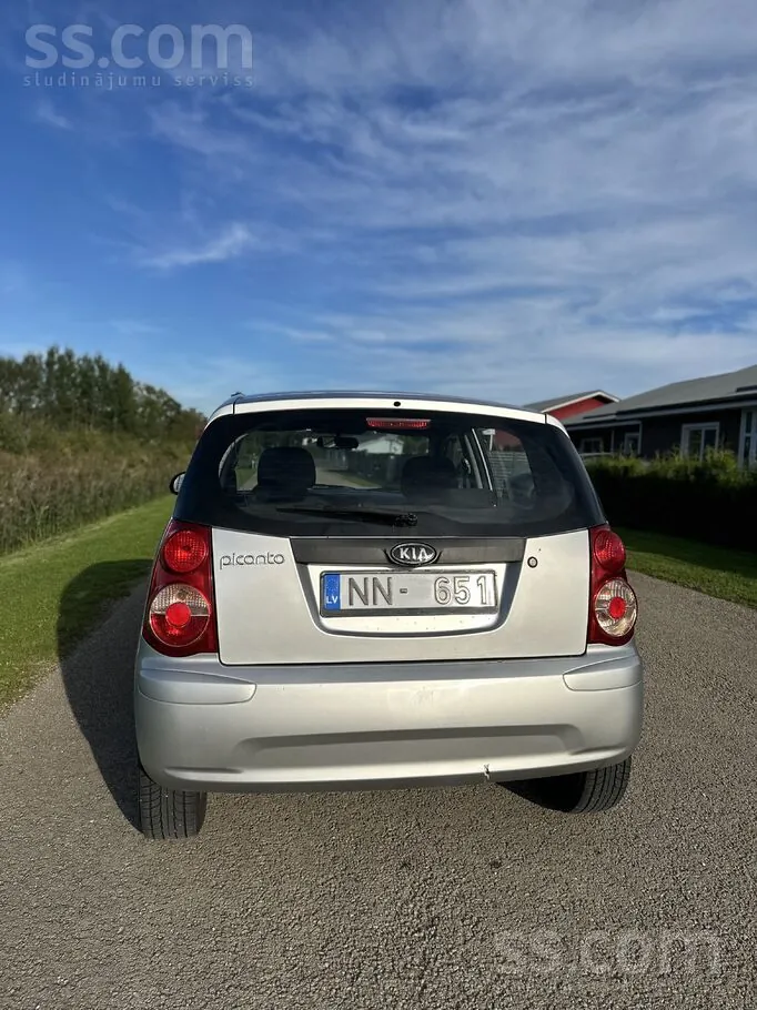 Kia Picanto 2009 photo 3