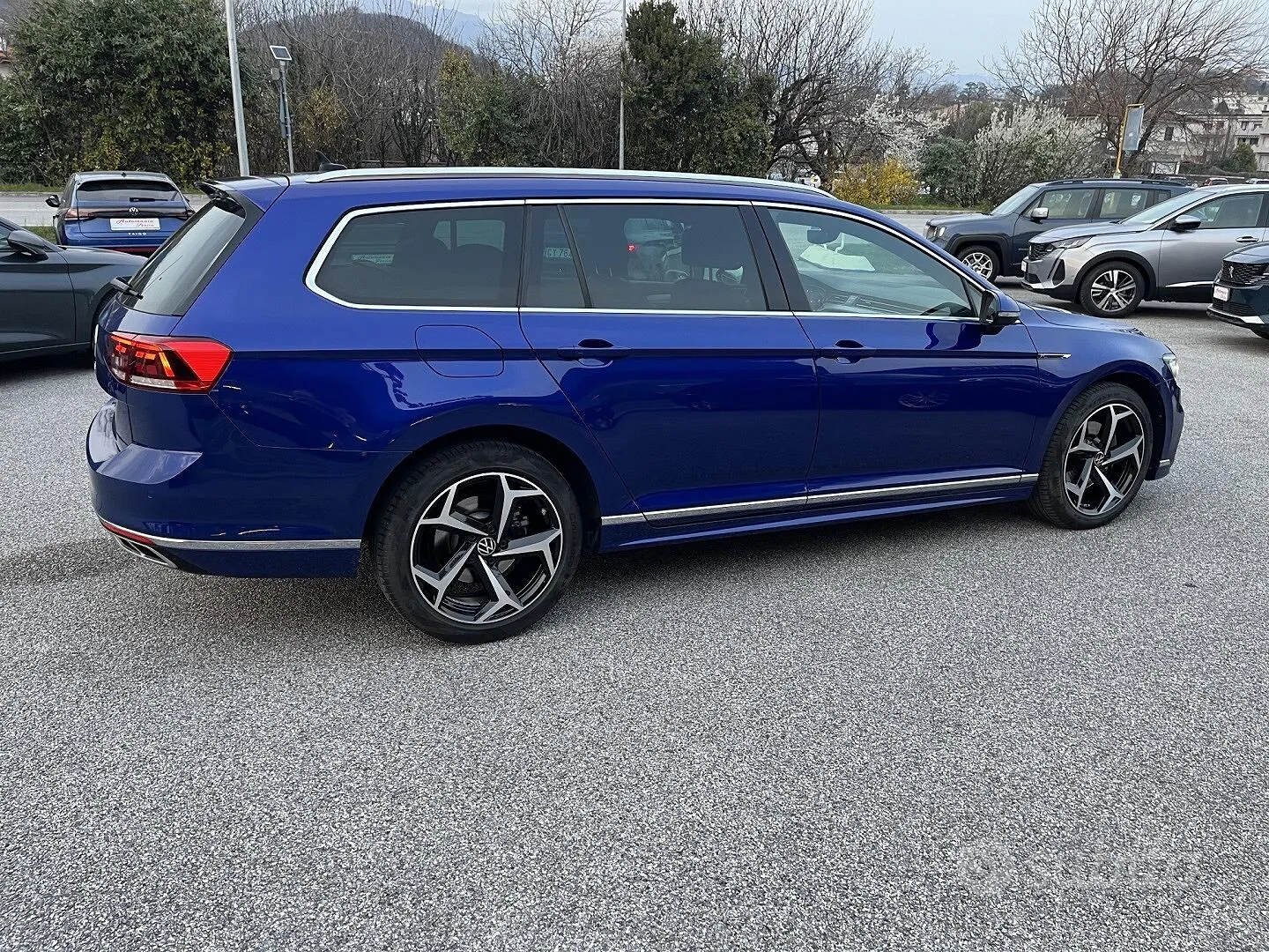 Volkswagen Passat 2021 photo 4