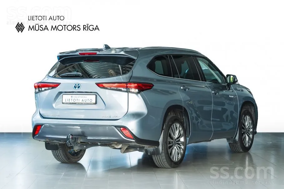 Toyota Highlander 2021 photo 2