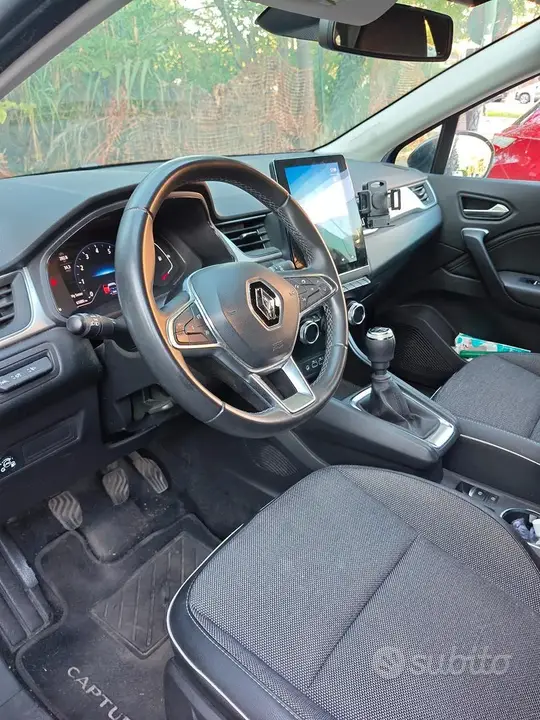 Renault Captur 2023 photo 5