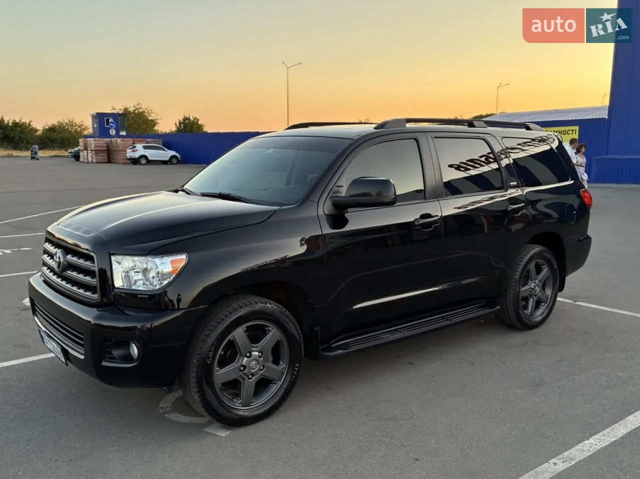 Toyota Sequoia 2014 photo 3