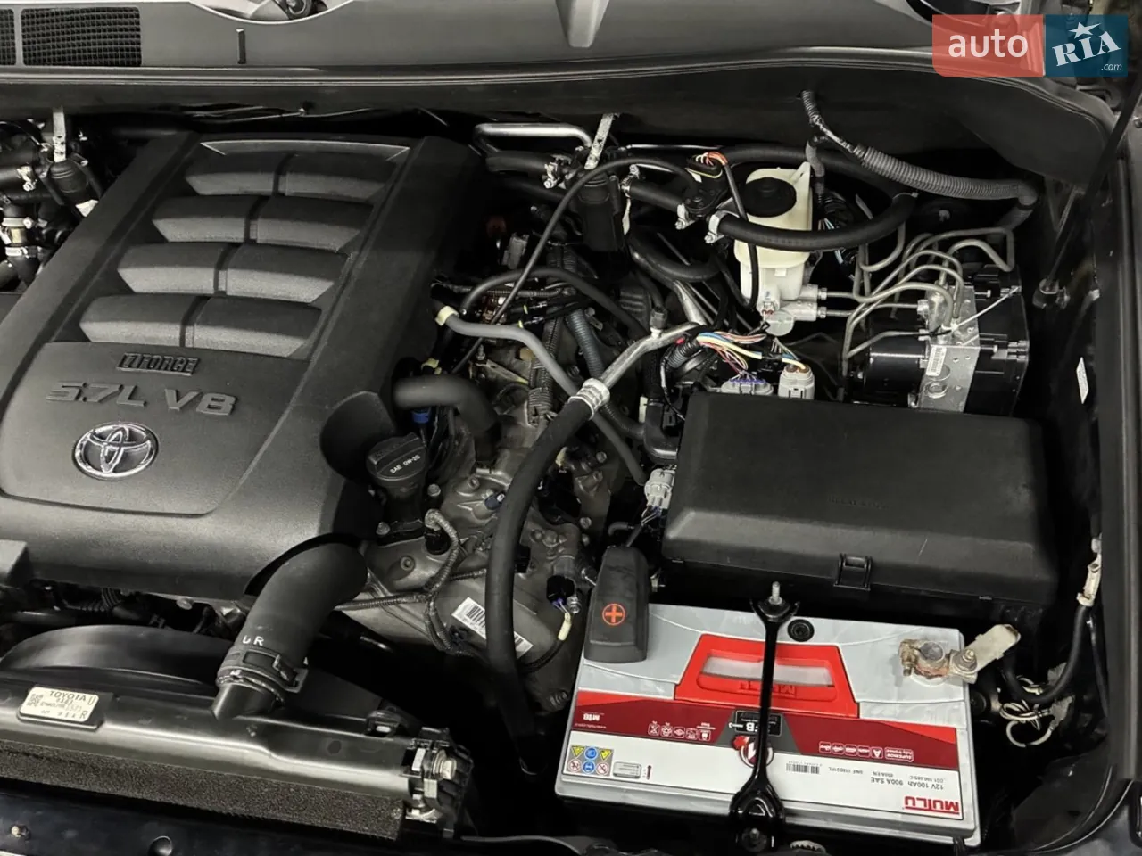 Toyota Sequoia 2014 photo 4