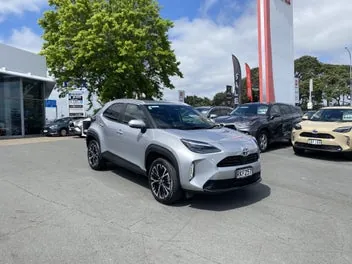 Toyota Yaris Cross 2025 photo 2