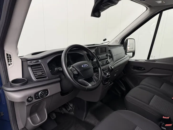 Ford Transit 2024 photo 3