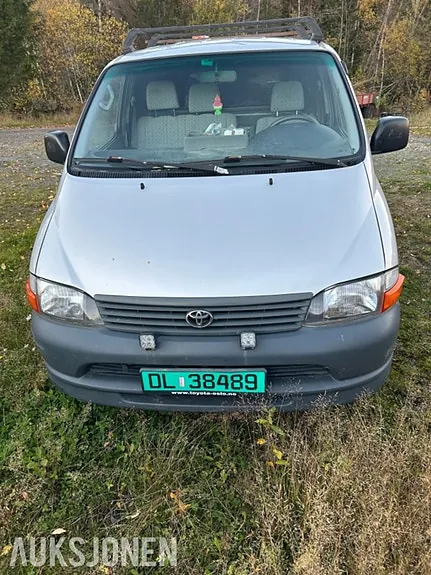 Toyota Hiace 2006 photo 3