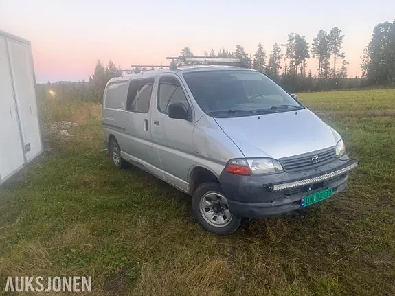 Toyota Hiace 2006 photo 4