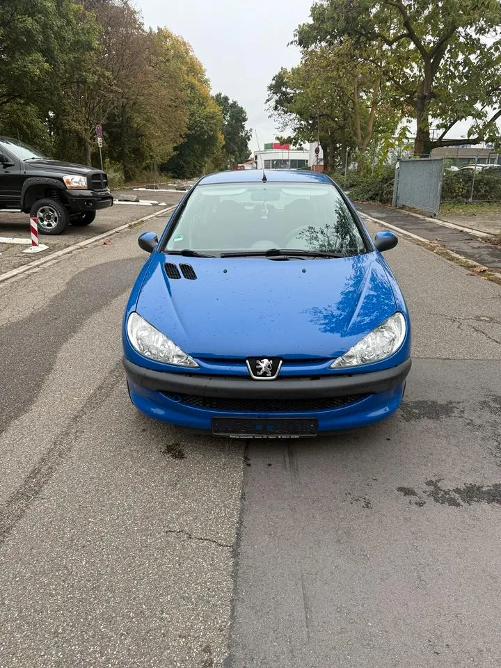 Peugeot 206