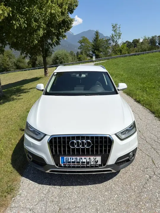 Audi Q3 2015 photo 3